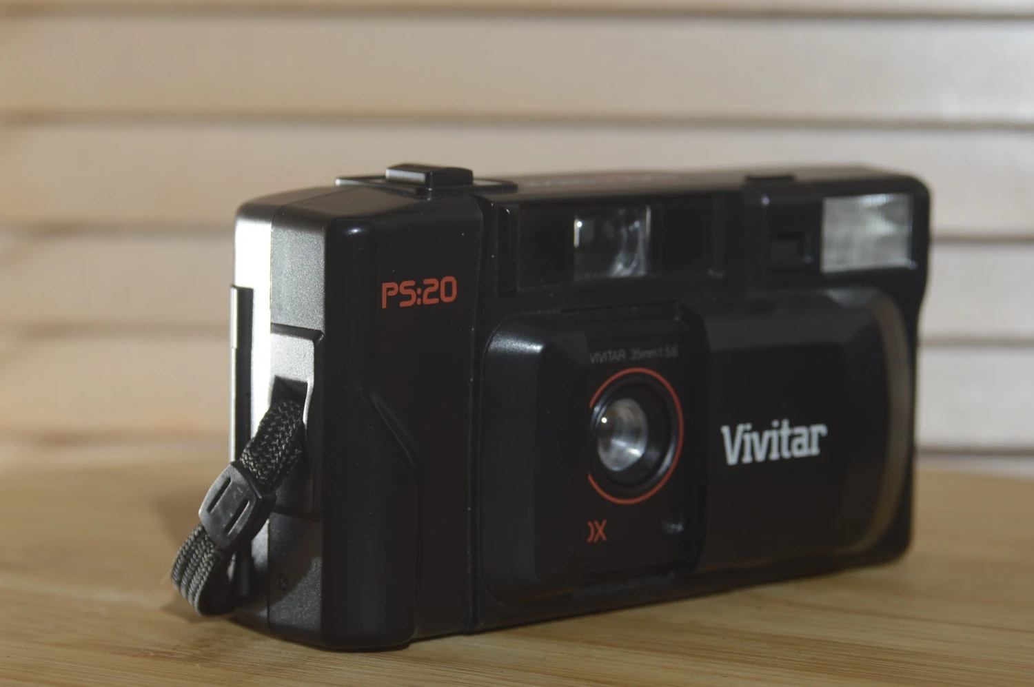 Vivitar Point 'N' Shoot PS:20 35mm Compact Camera. Fantastic Point And Shoot 4 Vivitar Point 'N' Shoot PS:20 35mm Compact Camera. Fantastic Point And Shoot - Image 2