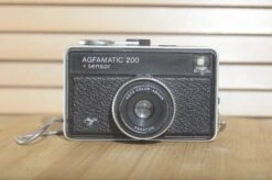 Agfamatic 200 Sensor 126mm Compact Camera. Super Cute Vintage Point And Shoot.