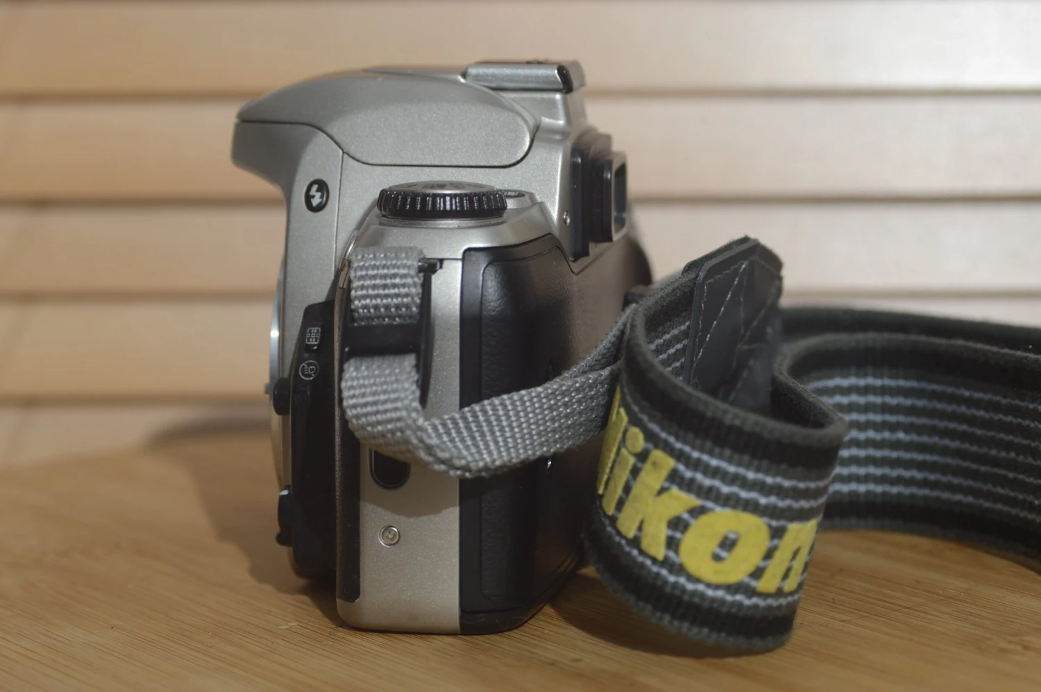 Vintage Nikon F65 35mm SLR Camera. Full Of Functions A Great 35mm Camera Taking AF Lenses. 7 Vintage Nikon F65 35mm SLR Camera. Full Of Functions A Great 35mm Camera Taking AF Lenses. - Image 5