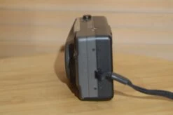 Vintage Opus DX Twin Lens 35mm Compact Camera With Padded Bag And Strap. -Cameras Sale Shop DSC 0006 dfa01674 300f 4988 9e8c 7bacb0652e80