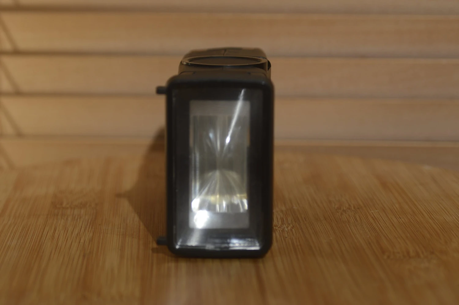 Fotomatic 500 AZ Adjustable Bounce Flash - Universal So Compatible With Canon, Nikon, Olympus, Pentax. 8 Fotomatic 500 AZ Adjustable Bounce Flash - Universal So Compatible With Canon, Nikon, Olympus, Pentax. - Image 6