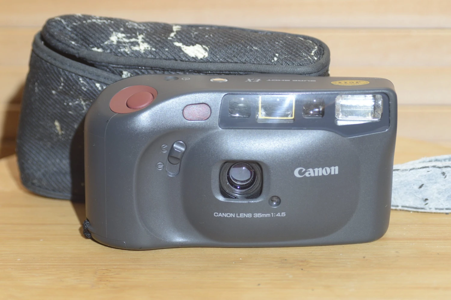 Canon Sure Shot EX Compact 35mm Camera With Case. Fab Point And Shoot 3 Canon Sure Shot EX Compact 35mm Camera With Case. Fab Point And Shoot