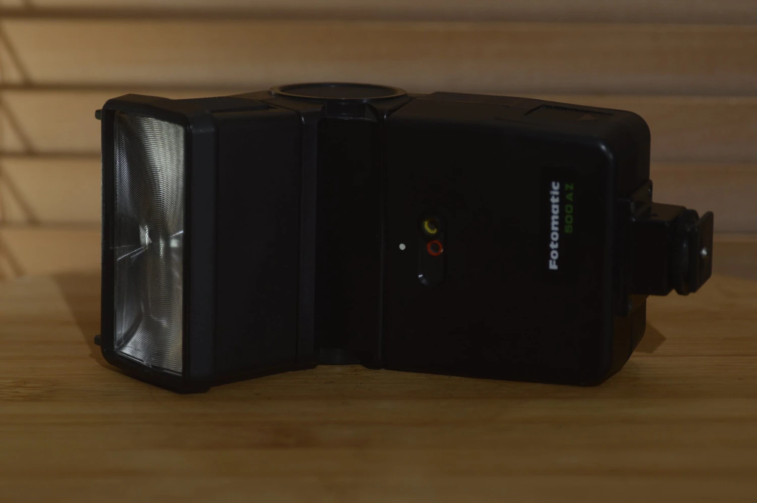 Fotomatic 500 AZ Adjustable Bounce Flash - Universal So Compatible With Canon, Nikon, Olympus, Pentax. 10 Fotomatic 500 AZ Adjustable Bounce Flash - Universal So Compatible With Canon, Nikon, Olympus, Pentax. - Image 8