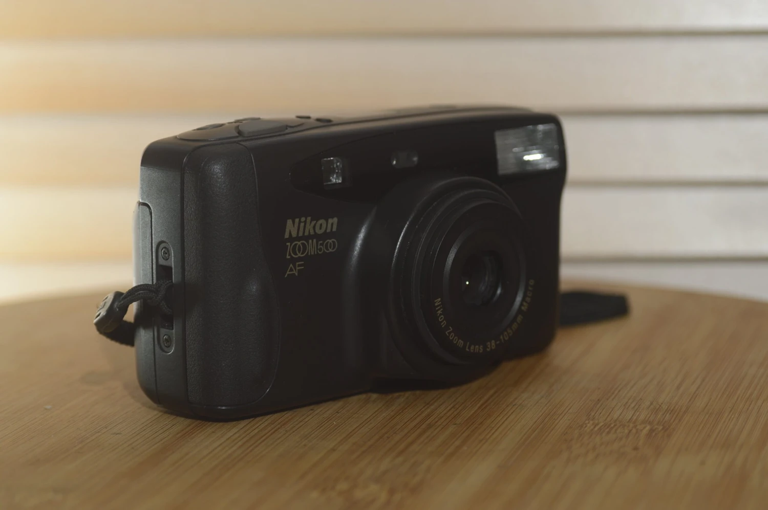 Vintage Nikon Zoom 500 AF 35mm Compact Camera. Fantastic Point And Shoot 4 Vintage Nikon Zoom 500 AF 35mm Compact Camera. Fantastic Point And Shoot - Image 2