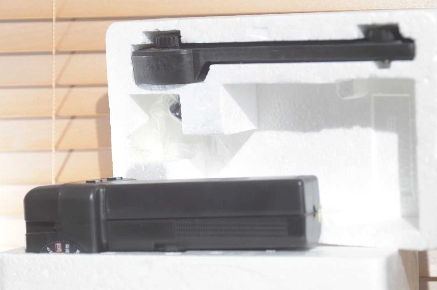 Boxed Hanimex Pro/550 Universal Flash Unit. Great Bounce Flash Unit. 4 Boxed Hanimex Pro/550 Universal Flash Unit. Great Bounce Flash Unit. - Image 2