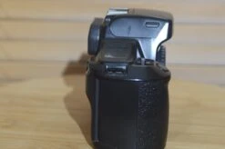 Vintage Canon EOS 1000FN 35mm SLR Camera. Excellent Example Of A Well Kept Camera. 14 Vintage Canon EOS 1000FN 35mm SLR Camera. Excellent Example Of A Well Kept Camera. -Cameras Sale Shop DSC 0017 8e73e64f 9394 45c8 8d85 ffc399c22241