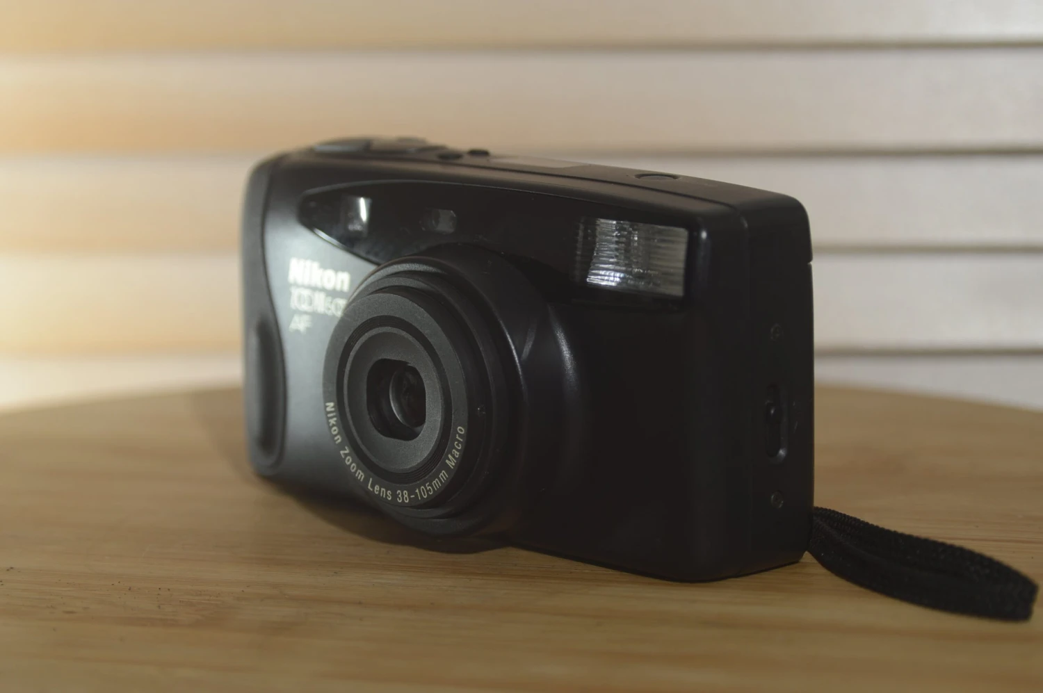 Vintage Nikon Zoom 500 AF 35mm Compact Camera. Fantastic Point And Shoot 8 Vintage Nikon Zoom 500 AF 35mm Compact Camera. Fantastic Point And Shoot - Image 6