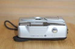 Superb Olympus Trip XB400 35mm Compact Camera With Case. -Cameras Sale Shop DSC 0019 353cea52 ad5a 4385 8c9a 1b2d11a83236