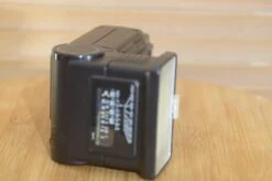 Centon FH85 Universal Flash Unit. Auto Flash Unit And Amazingly Powerful 12 Centon FH85 Universal Flash Unit. Auto Flash Unit And Amazingly Powerful -Cameras Sale Shop DSC 0020 1