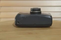 Vintage Yashica Microtec Zoom 70 35mm Compact Camera. Fantastic Vintage Point And Shoot. -Cameras Sale Shop DSC 0020 d0c8358d a725 4933 b021 89ccc5518ec8