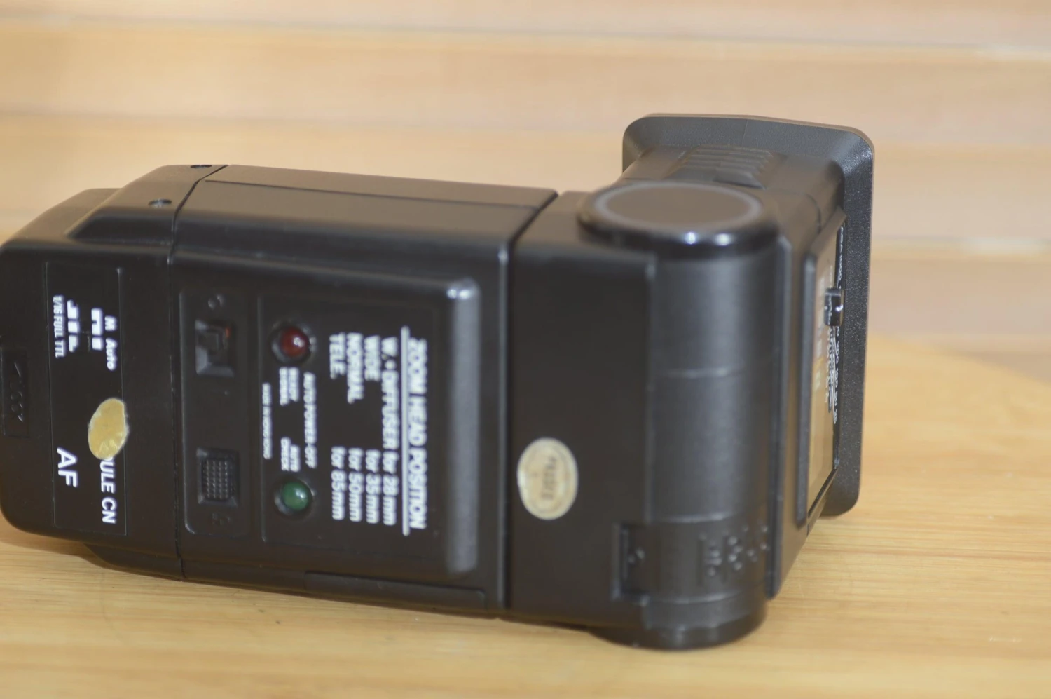 Centon FH85 Universal Flash Unit. Auto Flash Unit And Amazingly Powerful 6 Centon FH85 Universal Flash Unit. Auto Flash Unit And Amazingly Powerful - Image 4