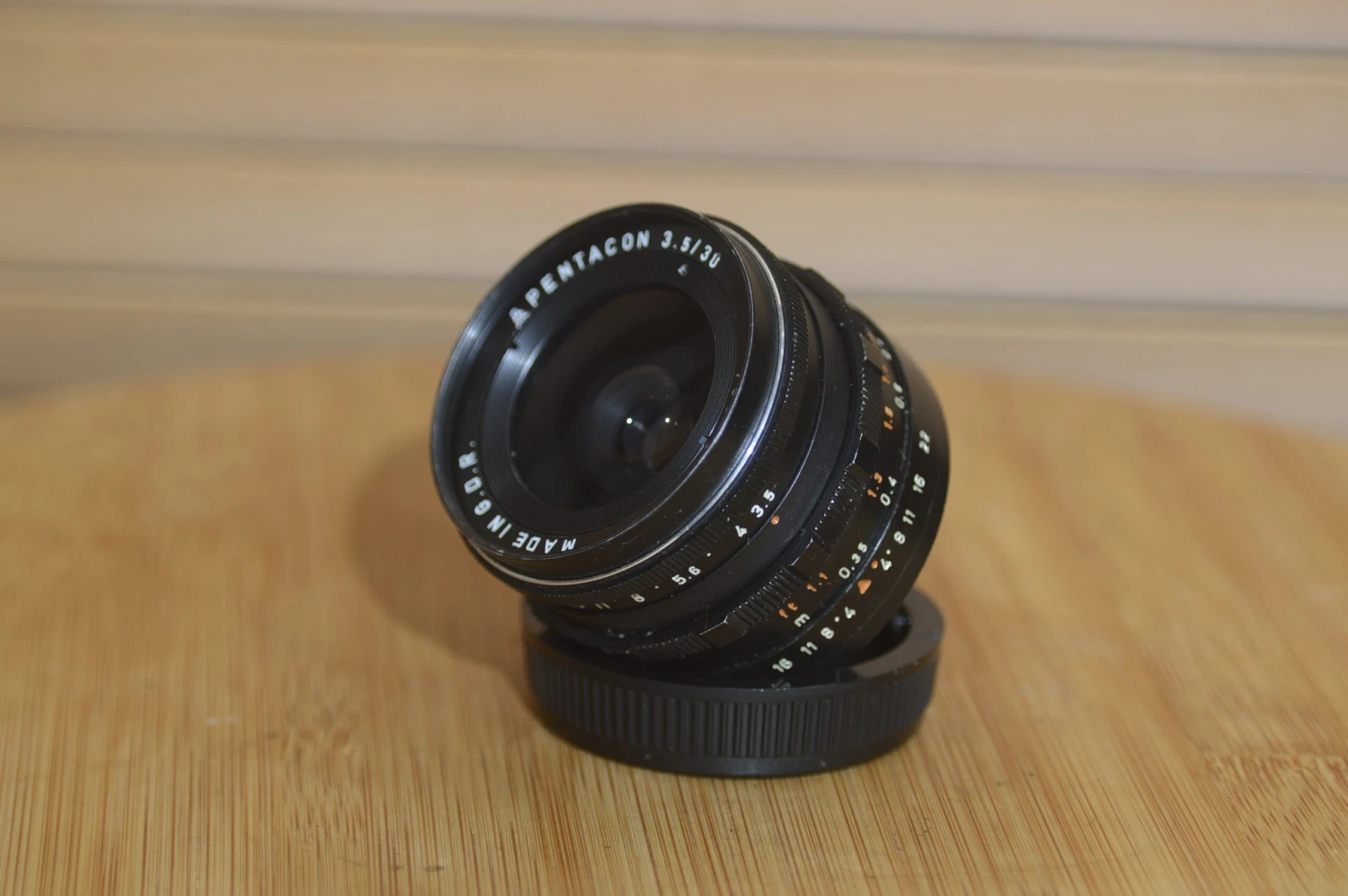 Vintage Pentacon 30mm F3.5 M42 Wide Angle Lens. 10 Vintage Pentacon 30mm F3.5 M42 Wide Angle Lens. - Image 8