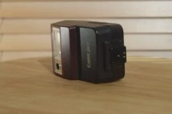 Canon Speedlite 244t Flash Unit With Case. Superb Vintage Flash -Cameras Sale Shop DSC 0027 d93d82d5 6145 46c2 af7b 82f46ee5a010