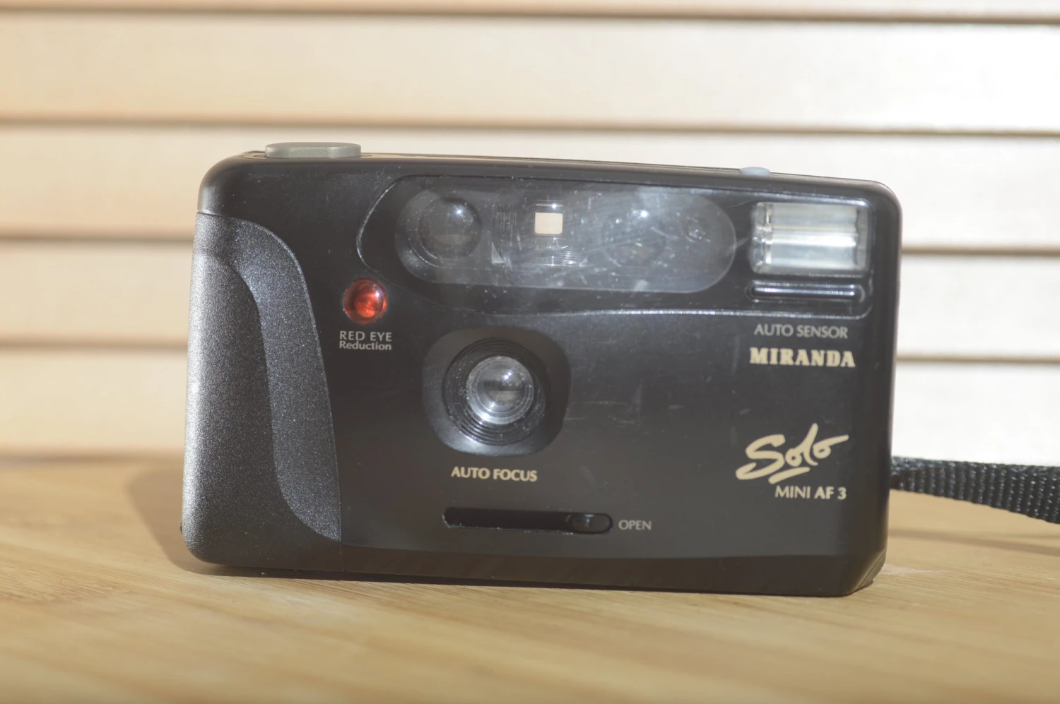 Miranda Solo Mini AF 3 35mm Compact Camera. Fantastic Vintage Point And Shoot. 3 Miranda Solo Mini AF 3 35mm Compact Camera. Fantastic Vintage Point And Shoot.