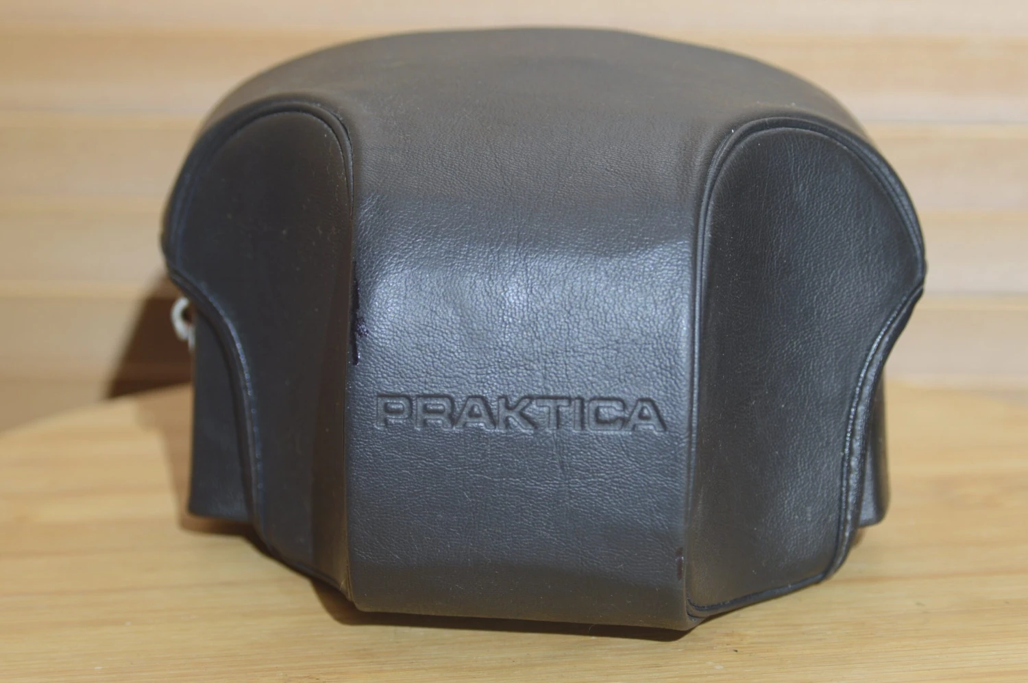 Beautiful Praktica Black Leather Camera Case. Fits Praktica MTL3, Nova. 3 Beautiful Praktica Black Leather Camera Case. Fits Praktica MTL3, Nova.