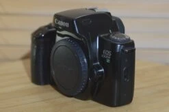 Vintage Canon EOS 1000FN 35mm SLR Camera. Excellent Example Of A Well Kept Camera. 17 Vintage Canon EOS 1000FN 35mm SLR Camera. Excellent Example Of A Well Kept Camera. -Cameras Sale Shop DSC 0033 9e8a02d5 5469 4046 9686 7b243cba5035