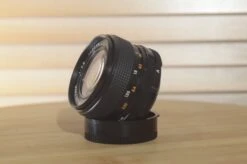 Super Travenar M42 28mm F2.8 Wide Angle Lens. Great Sharp Bright Prime Lens