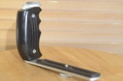 Right Handed Flash Extension Camera Grip. Good Condition 13 Right Handed Flash Extension Camera Grip. Good Condition -Cameras Sale Shop DSC 0039 b43aa594 18cf 47d0 8d69 aaec6d2413c6