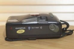 Vintage Olympus AF 10 35mm Compact Camera. Fantastic Condition Point And Shoot 19 Vintage Olympus AF 10 35mm Compact Camera. Fantastic Condition Point And Shoot -Cameras Sale Shop DSC 0040 9c30f031 ccba 4b48 9d4f b25b407c9987