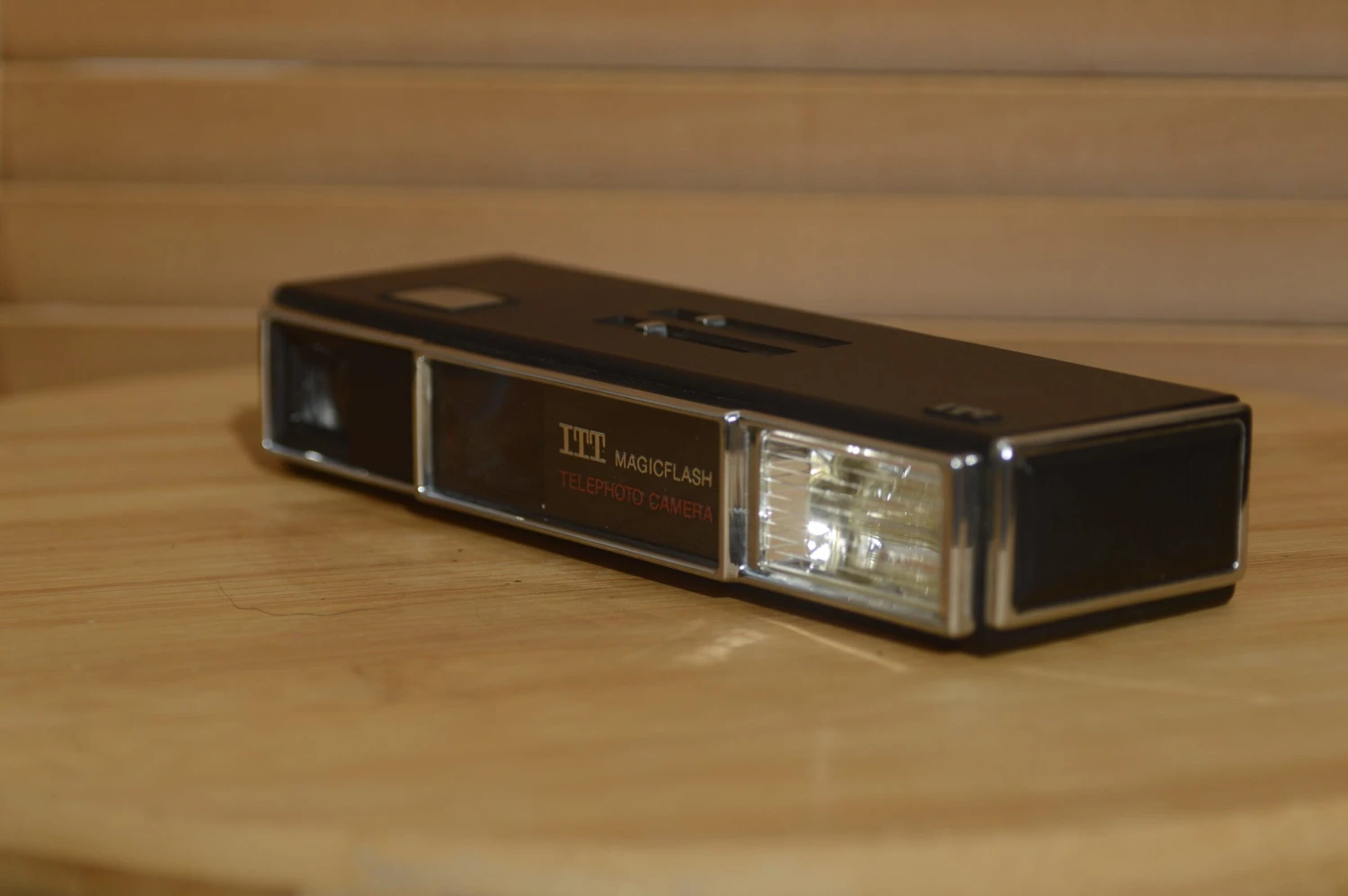 ITT MagicFlash Telephoto 110mm Camera . With Case And Instruction Manual. 9 ITT MagicFlash Telephoto 110mm Camera . With Case And Instruction Manual. - Image 7