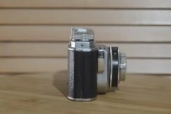 Iconic Beirette Junior II View Finder Camera, In Good Working Order A Camera That Makes A Statement -Cameras Sale Shop DSC 0046