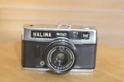 Vintage Halina 500 Viewfinder Camera With Case. In Great Condition.