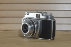 Iconic Beirette Junior II View Finder Camera, In Good Working Order A Camera That Makes A Statement -Cameras Sale Shop DSC 0049 7c38abb6 2bc6 4098 a74d a03d2167cc9b