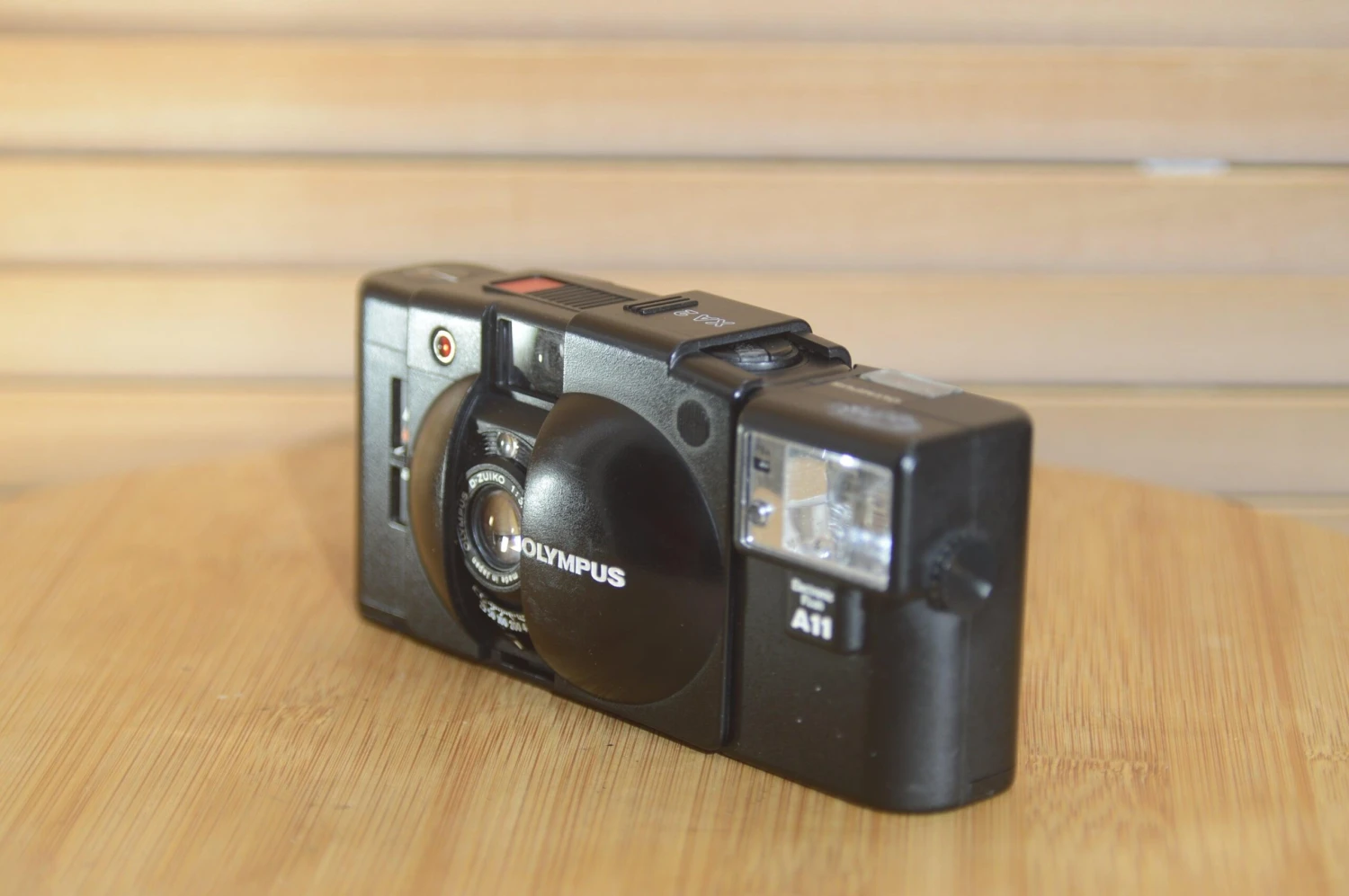 Vintage Olympus XA2 Compact Camera With A11 Flash And Original Case. 9 Vintage Olympus XA2 Compact Camera With A11 Flash And Original Case. - Image 7