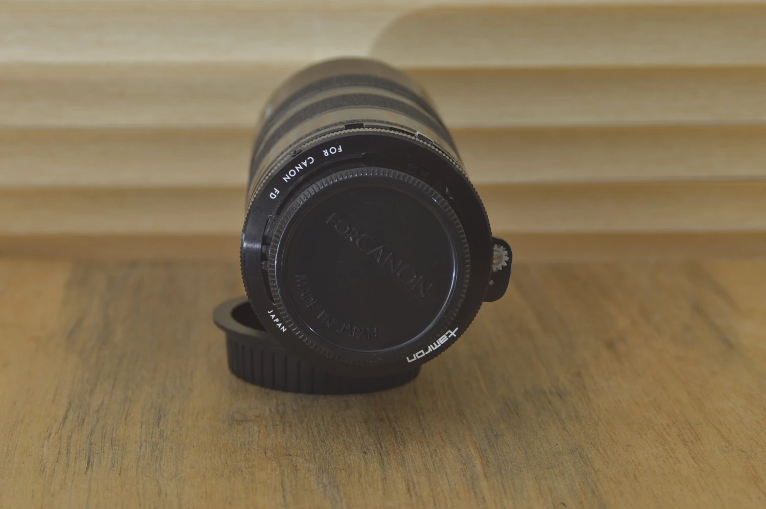 Stunning Tamron FD Fit 85-210mm 1:4.5 Zoom Lens In Lovely Hard Leather Case. A Lovely Piece Of Glass, Perfect For Wildlife Photography. 6 Stunning Tamron FD Fit 85-210mm 1:4.5 Zoom Lens In Lovely Hard Leather Case. A Lovely Piece Of Glass, Perfect For Wildlife Photography. - Image 4