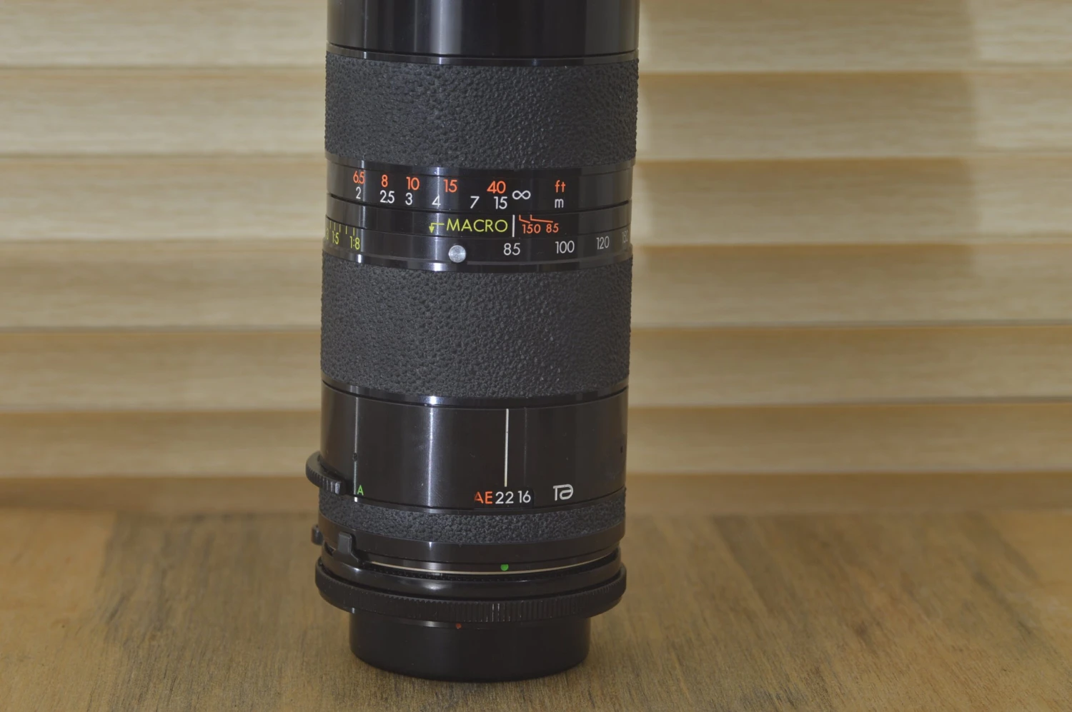 Stunning Tamron FD Fit 85-210mm 1:4.5 Zoom Lens In Lovely Hard Leather Case. A Lovely Piece Of Glass, Perfect For Wildlife Photography. 11 Stunning Tamron FD Fit 85-210mm 1:4.5 Zoom Lens In Lovely Hard Leather Case. A Lovely Piece Of Glass, Perfect For Wildlife Photography. - Image 9