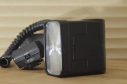 Cobra 650 Lcd System Flash Gun Canon Dedicated. This Is A Fantastic Flash And Super Easy To Use With The LCD Readout. -Cameras Sale Shop DSC 0068 6d921802 7b55 41e8 9536 99d3102aaa94