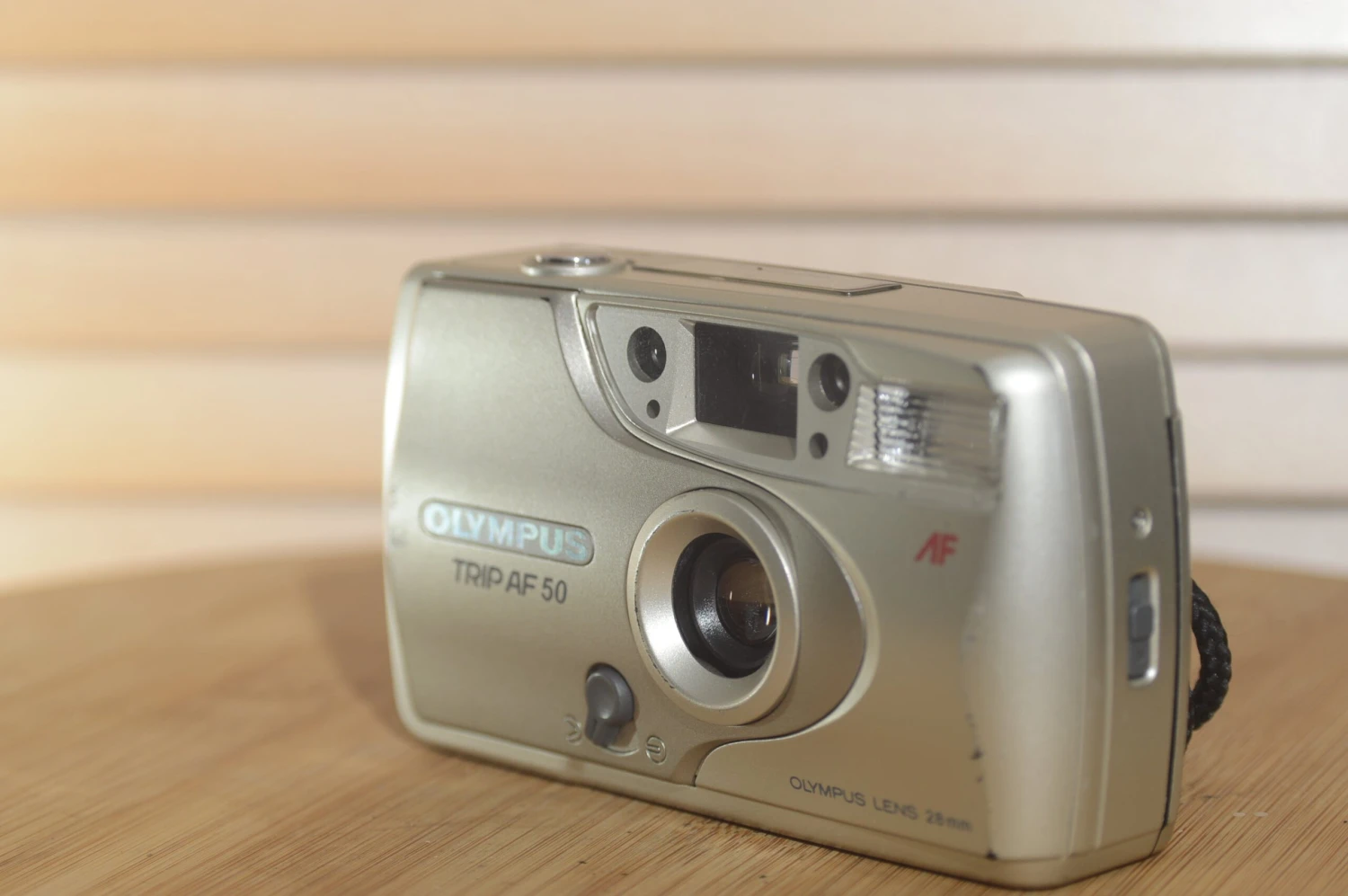 Vintage Olympus Trip AF 50 35mm Compact Camera. 8 Vintage Olympus Trip AF 50 35mm Compact Camera. - Image 6