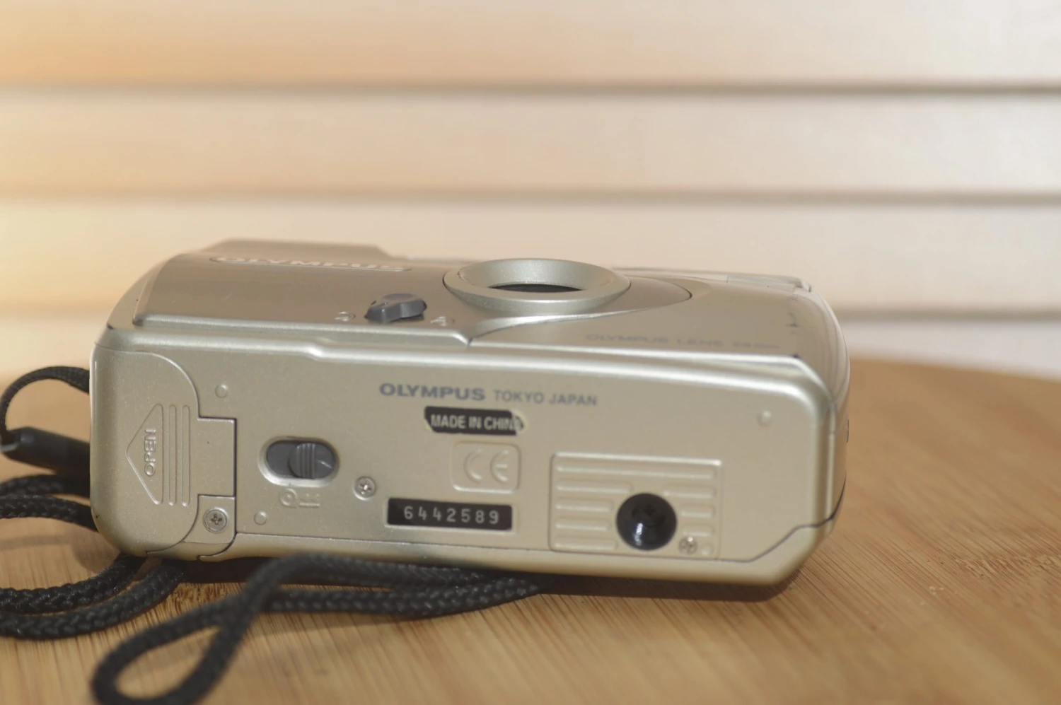 Vintage Olympus Trip AF 50 35mm Compact Camera. 11 Vintage Olympus Trip AF 50 35mm Compact Camera. - Image 9