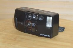 Vintage Olympus AF 1 Twin 35mm Compact Camera. Fantastic Condition Point And Shoot -Cameras Sale Shop DSC 0075 4c62b2b8 424e 45f9 98b3 fcab144c8c5c