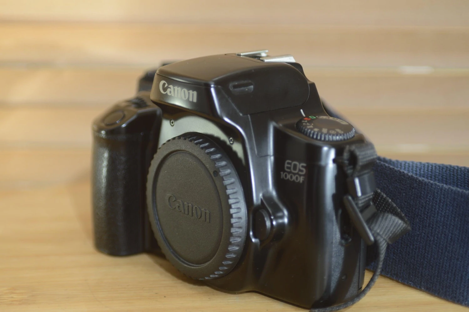 Vintage Canon EOS 1000F 35mm SLR Camera. Fantastic Starter Camera 8 Vintage Canon EOS 1000F 35mm SLR Camera. Fantastic Starter Camera - Image 6