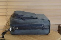 Vintage Grey Square Camera Case. Excellent Companion For Your SLR. -Cameras Sale Shop DSC 0083 e4db3002 7fe9 499e 9cee cc9daea7aa14