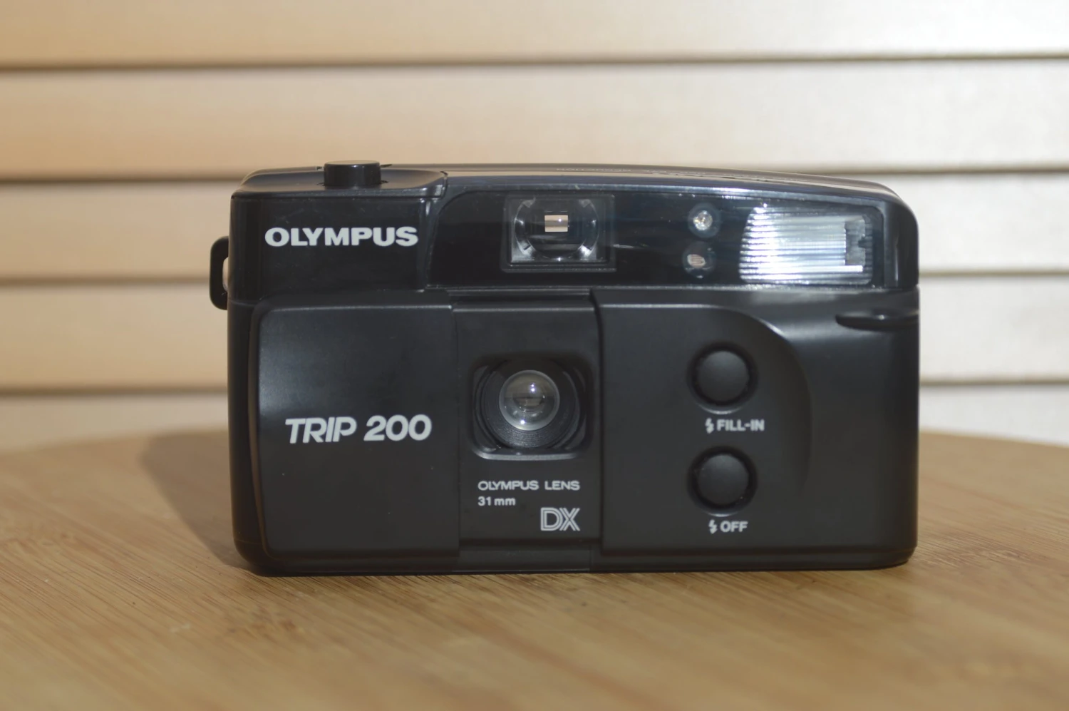 Vintage Olympus Trip 200 35mm Compact Camera With Case. 3 Vintage Olympus Trip 200 35mm Compact Camera With Case.