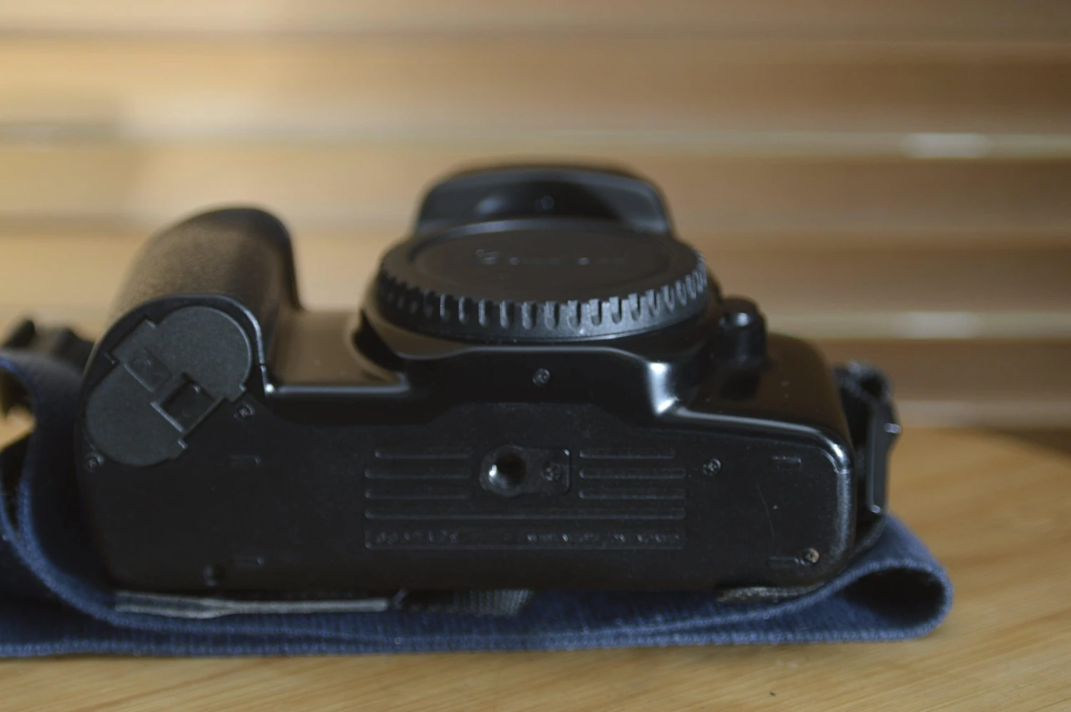 Vintage Canon EOS 1000F 35mm SLR Camera. Fantastic Starter Camera 11 Vintage Canon EOS 1000F 35mm SLR Camera. Fantastic Starter Camera - Image 9