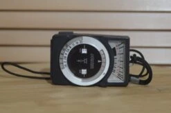 Lovely Leningrad 7 Light Meter With Case. Perfect For Tricky Light Situations