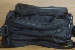 Vintage Black Padded Medium Sized Camera Bag With Strap -Cameras Sale Shop DSC 0093 7c24b94d 2b8f 4efc b195 352d2e660f44