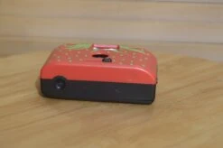Vintage Strawberry 35mm Compact Novelty Camera. 20 Vintage Strawberry 35mm Compact Novelty Camera. -Cameras Sale Shop DSC 0107 554fdfc5 9d77 4c3f 8f08 847f117cf2d8