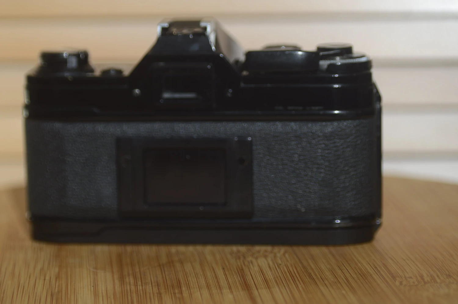Rare Black Canon AE1 35mm SLR Camera, Body Only. Excellent Starter Camera. 6 Rare Black Canon AE1 35mm SLR Camera, Body Only. Excellent Starter Camera. - Image 4