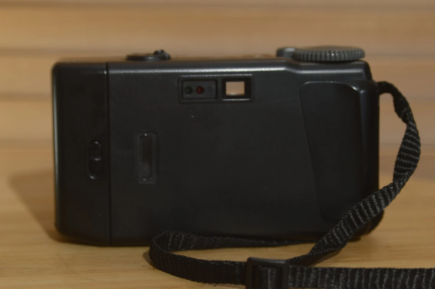 Hanimex 35HL 35mm Compact Camera. Super Cute Vintage Point And Shoot. 6 Hanimex 35HL 35mm Compact Camera. Super Cute Vintage Point And Shoot. - Image 4