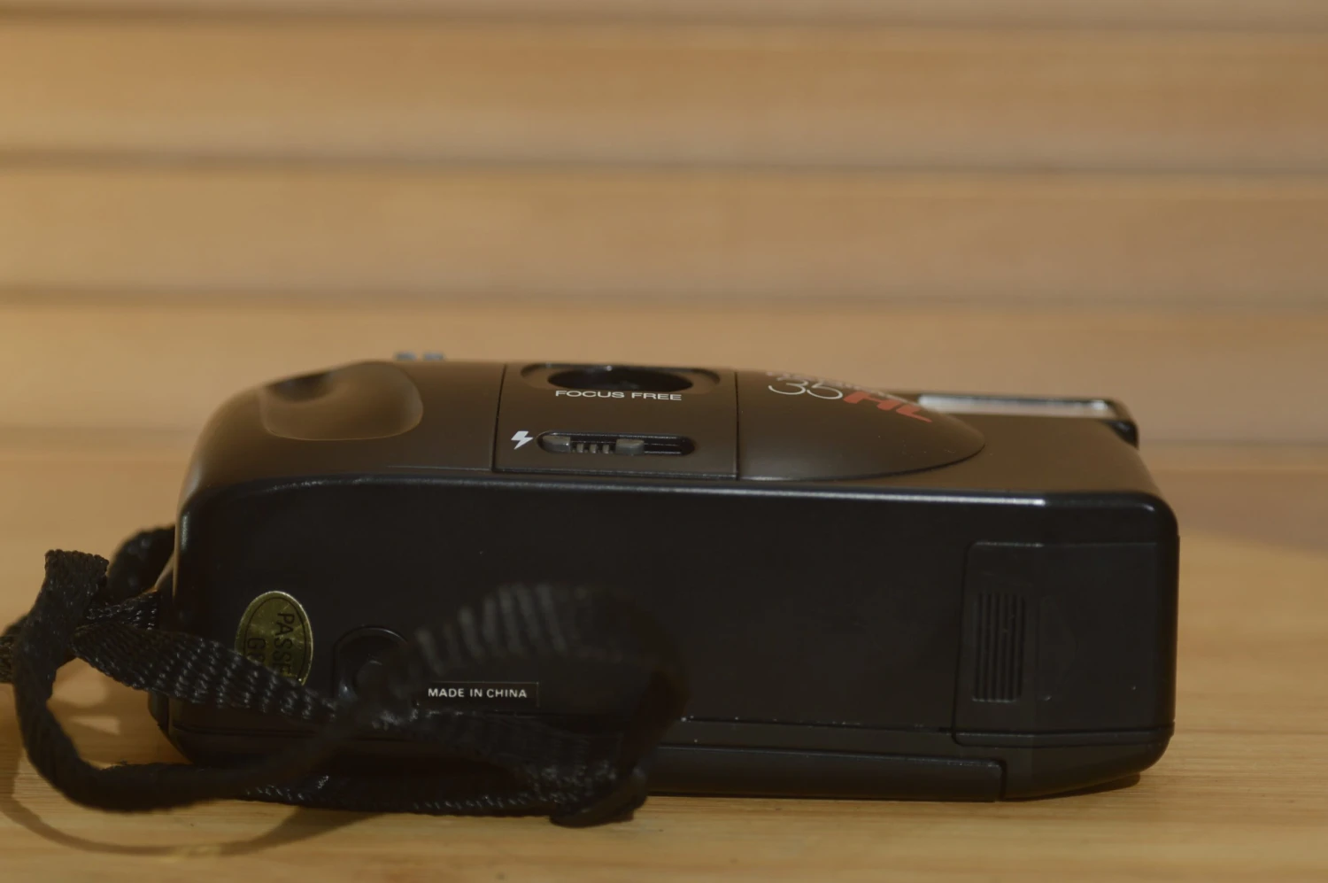 Hanimex 35HL 35mm Compact Camera. Super Cute Vintage Point And Shoot. 11 Hanimex 35HL 35mm Compact Camera. Super Cute Vintage Point And Shoot. - Image 9