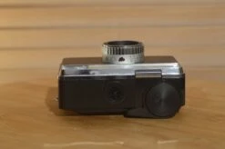 Boxed Kodak Instamatic 233X Colour Outfit 126mm Camera. What A Find -Cameras Sale Shop DSC 0126 90863d86 bd32 4d54 b7e8 1ef93af56521