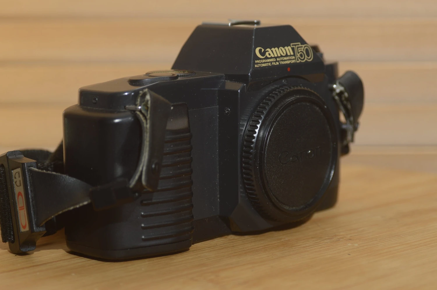 Fantastic Canon T50 35mm Camera With Strap. In Superb Condition. 4 Fantastic Canon T50 35mm Camera With Strap. In Superb Condition. - Image 2