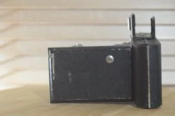 Gorgeous Kodak Brownie Six-20 Folding Camera. Great As A Prop Or For Experimental Photography -Cameras Sale Shop DSC 0135