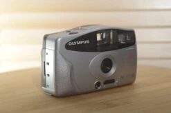 Vintage Olympus AF 10 XB 35mm Compact Camera With Case. 14 Vintage Olympus AF 10 XB 35mm Compact Camera With Case. -Cameras Sale Shop DSC 0157 60989ab1 e60b 4118 b150 d6665efe48aa