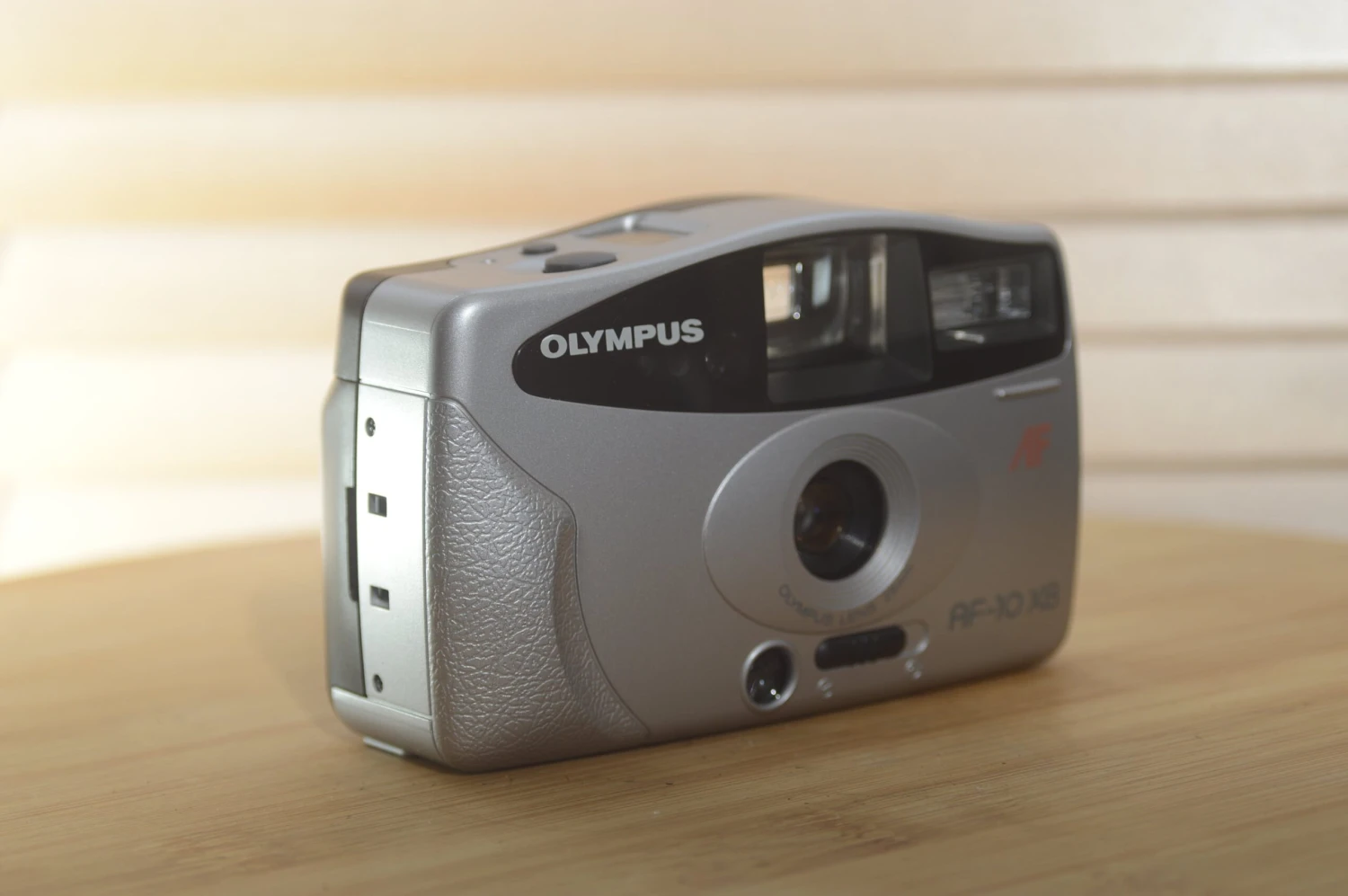 Vintage Olympus AF 10 XB 35mm Compact Camera With Case. 5 Vintage Olympus AF 10 XB 35mm Compact Camera With Case. - Image 3