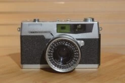 Vintage Petri 7s 35mm Range Finder Camera With Case. Fantastic Condition.